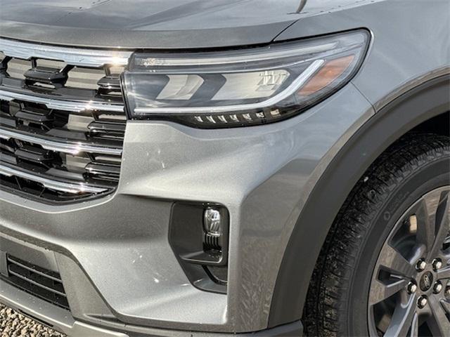 new 2025 Ford Explorer car, priced at $48,365