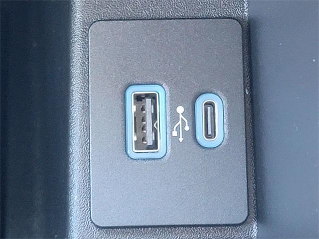 used 2022 Ford Edge car, priced at $25,888