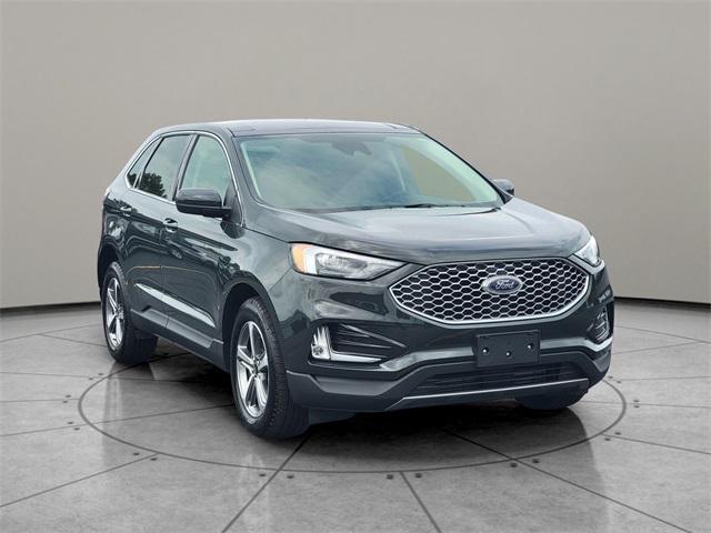 used 2024 Ford Edge car, priced at $33,088