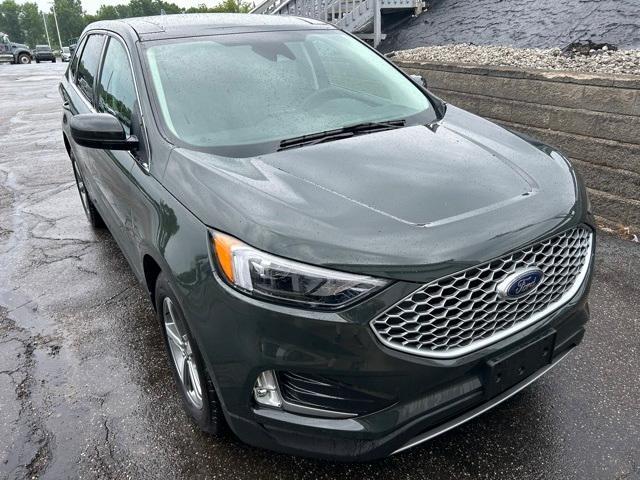 used 2024 Ford Edge car, priced at $33,088