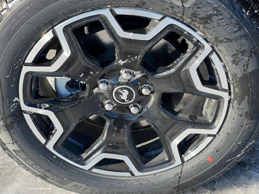 new 2025 Ford Bronco Sport car, priced at $37,618