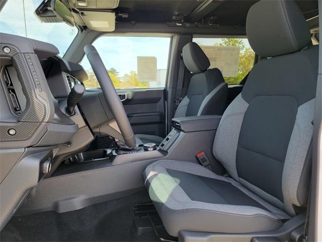 new 2025 Ford Bronco car, priced at $49,520