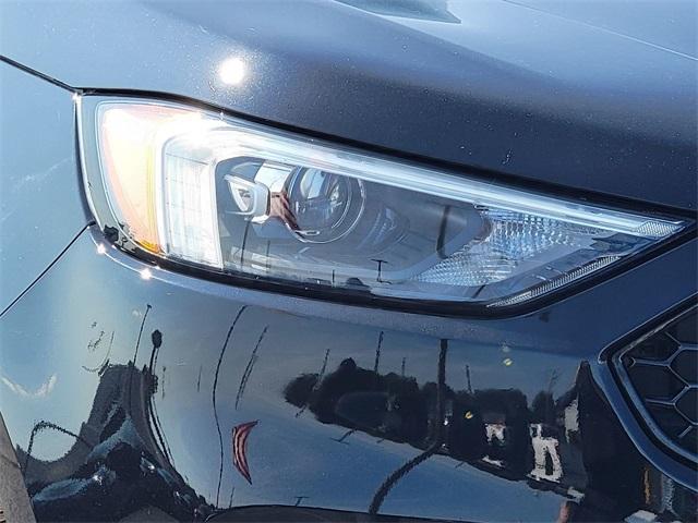 used 2022 Ford Edge car, priced at $25,888