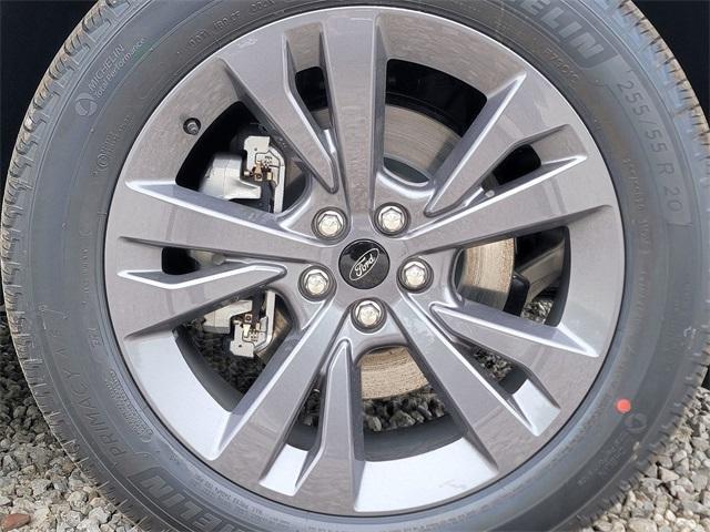 new 2025 Ford Explorer car, priced at $46,764