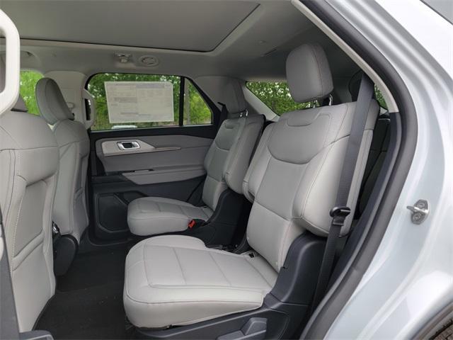 new 2025 Ford Explorer car, priced at $46,764