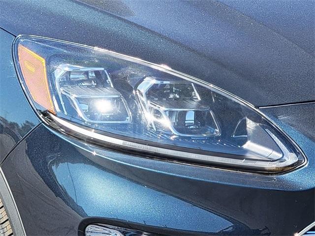 used 2022 Ford Escape car, priced at $28,888