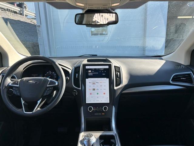 used 2023 Ford Edge car, priced at $30,088