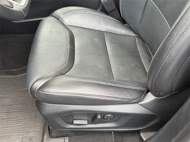 used 2022 Ford Explorer car, priced at $37,888
