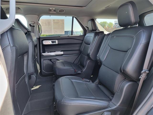 used 2024 Ford Explorer car, priced at $41,088