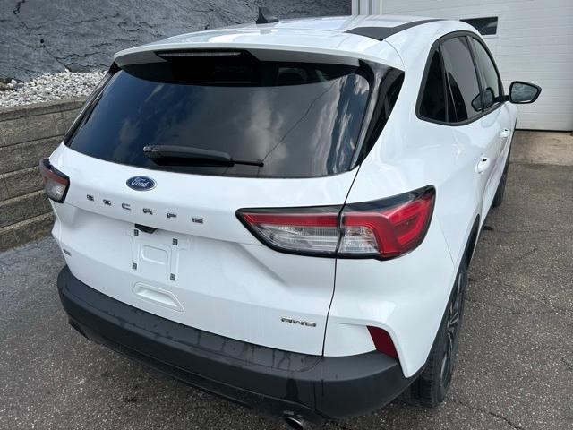 used 2022 Ford Escape car, priced at $23,888