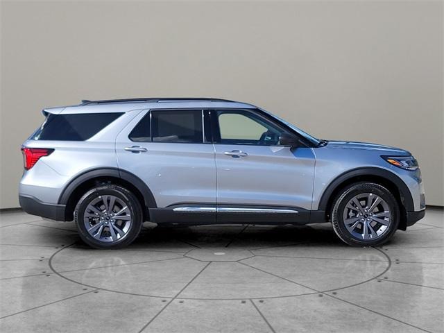 new 2025 Ford Explorer car, priced at $49,960