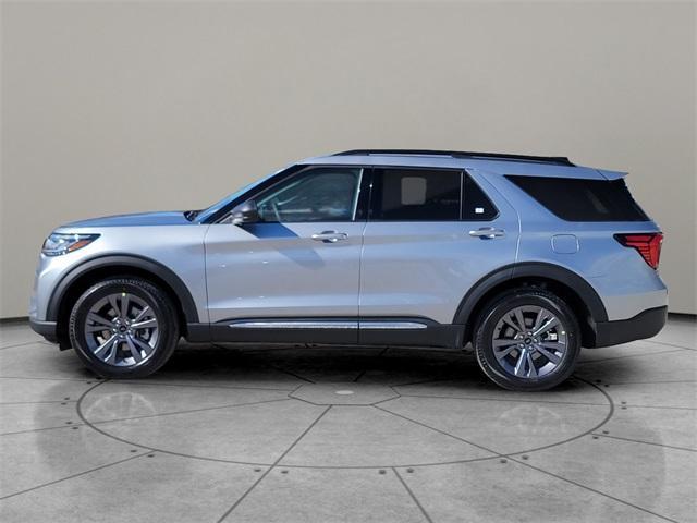 new 2025 Ford Explorer car, priced at $49,960