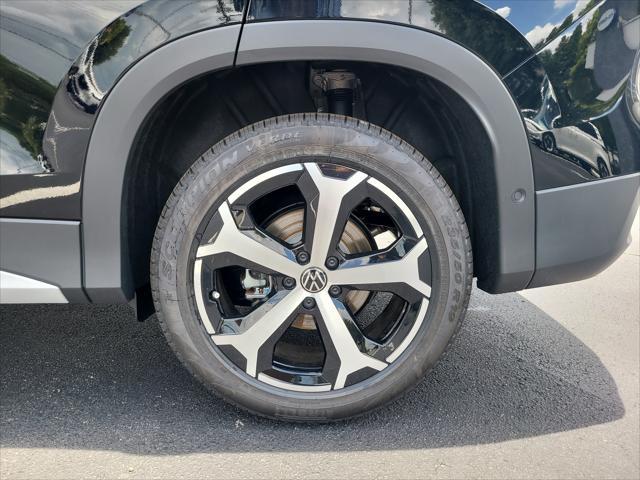 new 2025 Volkswagen Tiguan car, priced at $33,634