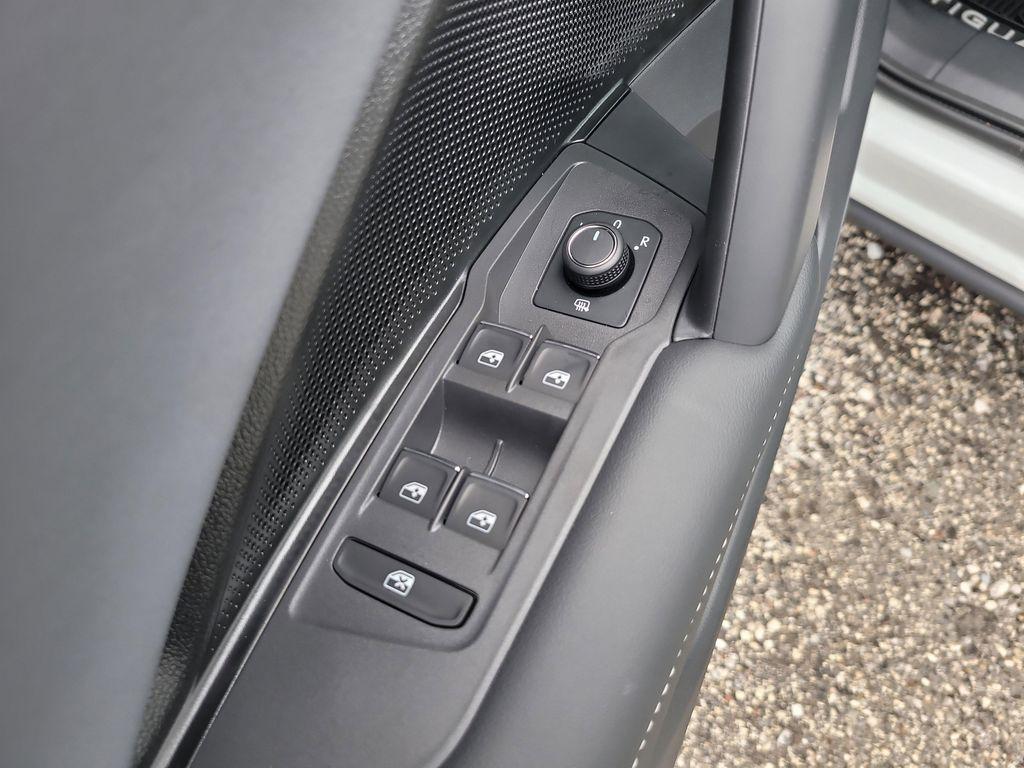 new 2025 Volkswagen Tiguan car, priced at $36,368