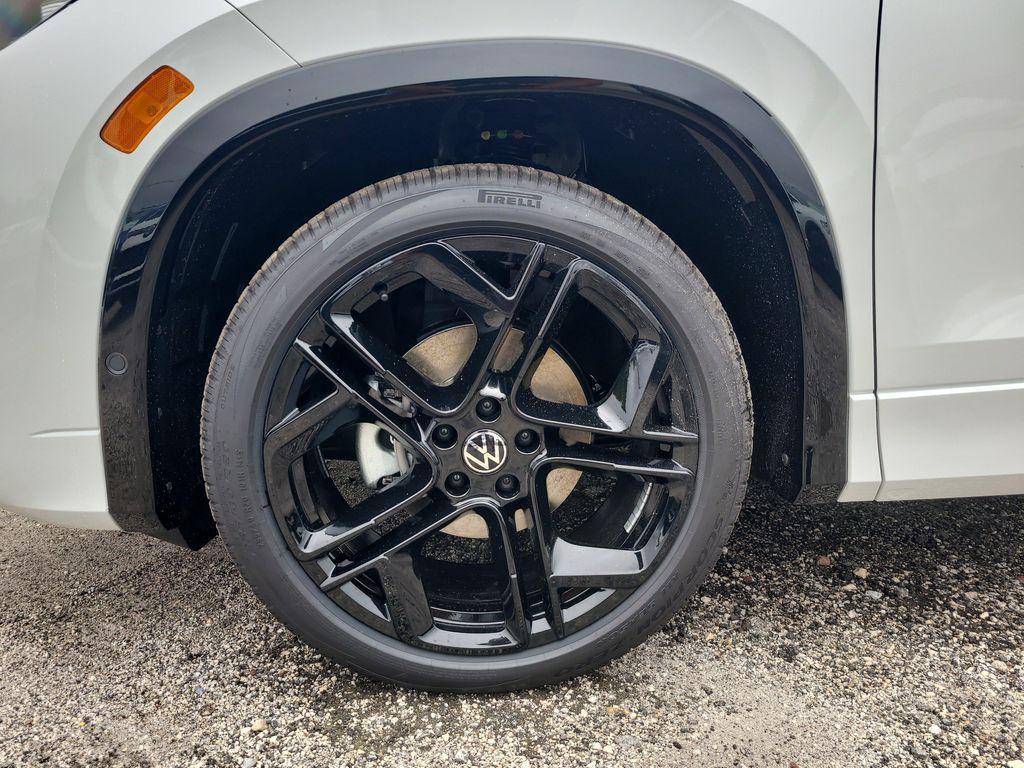 new 2025 Volkswagen Tiguan car, priced at $36,368
