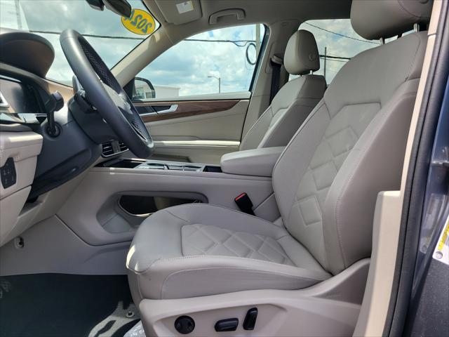 used 2024 Volkswagen Atlas car, priced at $34,070