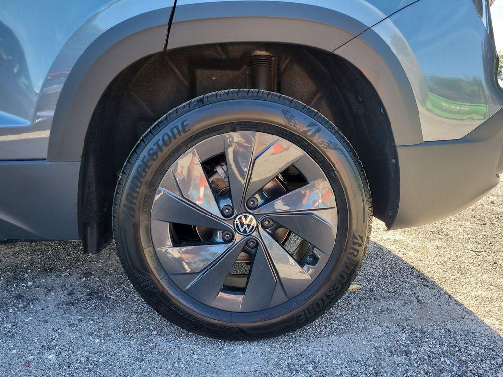 new 2026 Volkswagen Taos car, priced at $27,710