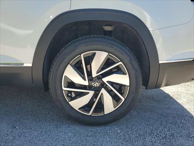 new 2025 Volkswagen Atlas car, priced at $48,426