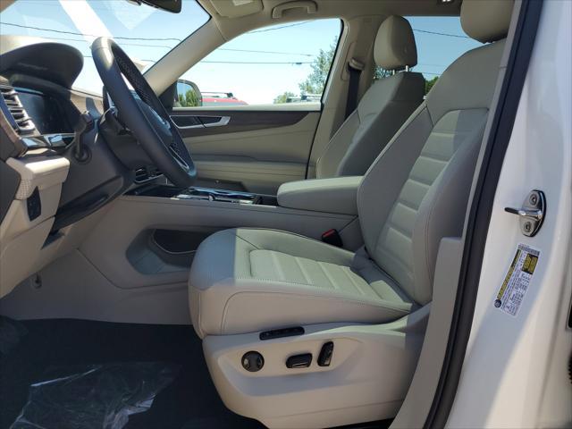 new 2025 Volkswagen Atlas car, priced at $48,426