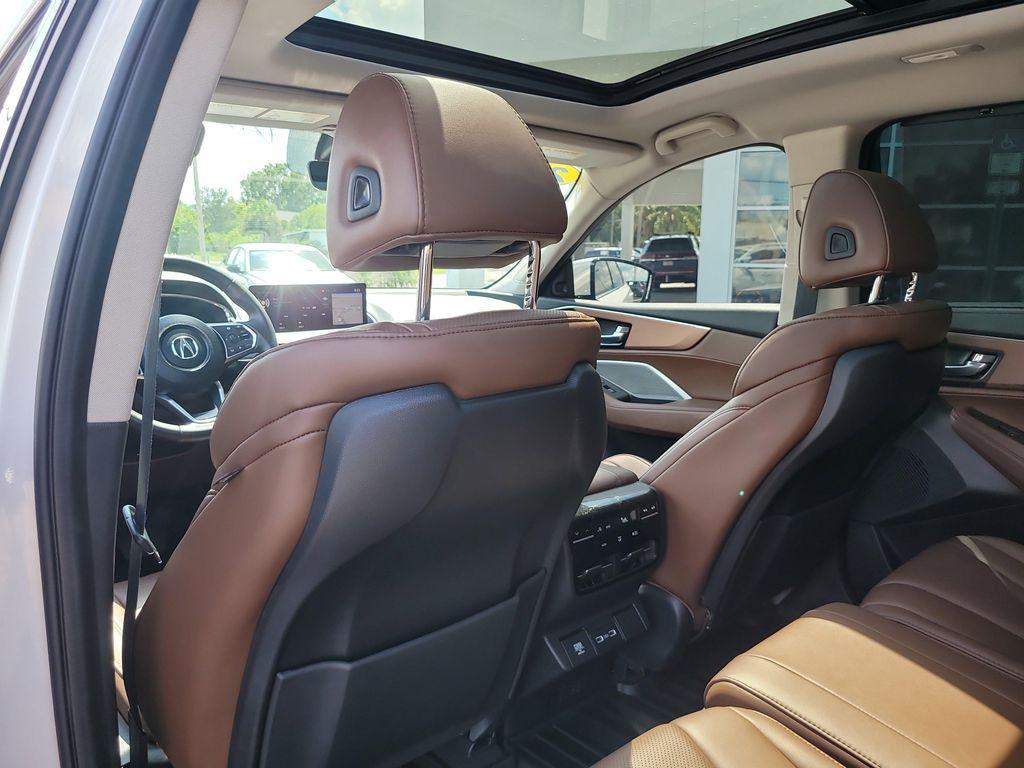 used 2024 Acura MDX car, priced at $39,400