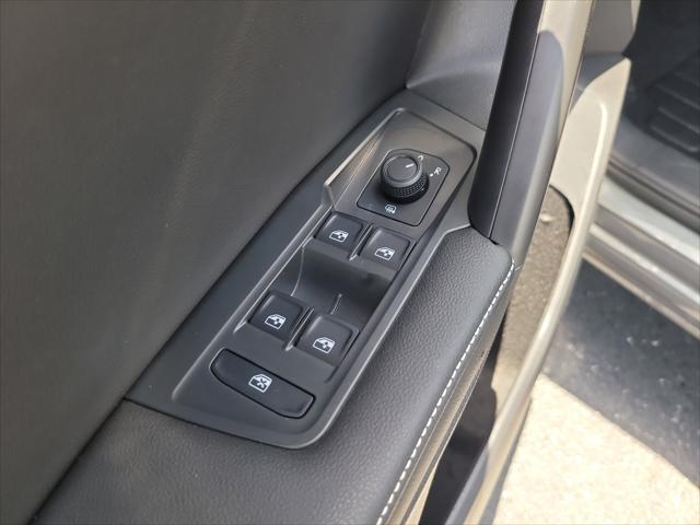 used 2024 Volkswagen Tiguan car, priced at $26,084
