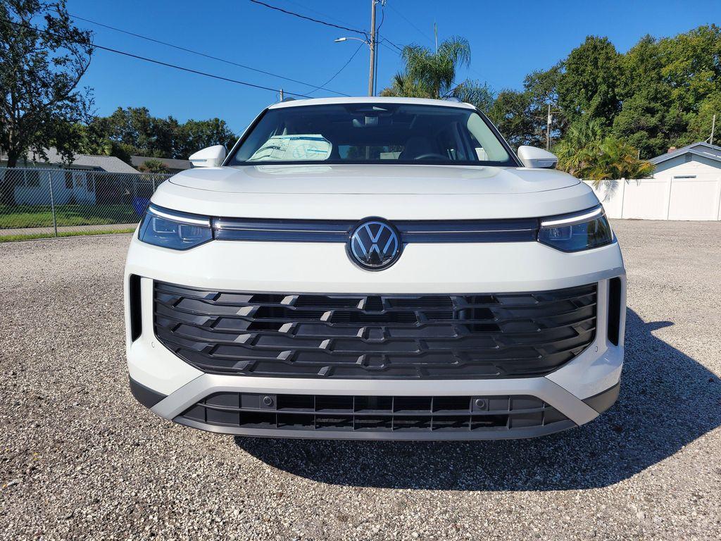 new 2025 Volkswagen Tiguan car, priced at $33,335