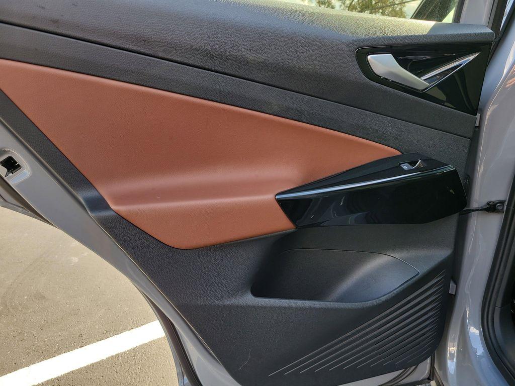 used 2022 Volkswagen ID.4 car, priced at $20,340