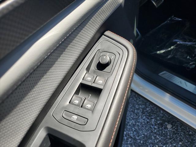 new 2025 Volkswagen Atlas car, priced at $45,334