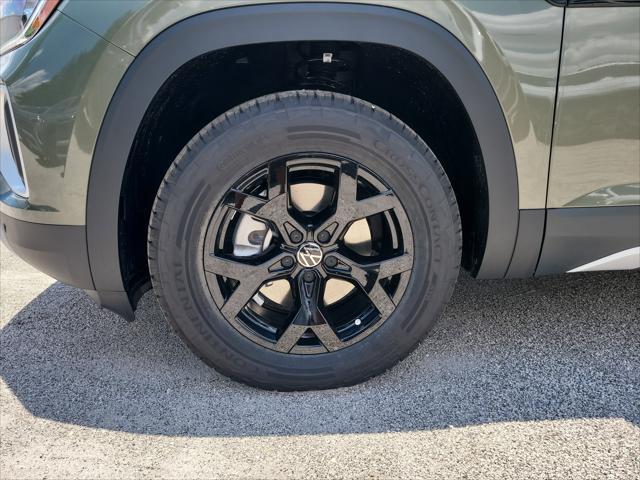 new 2025 Volkswagen Atlas car, priced at $48,494