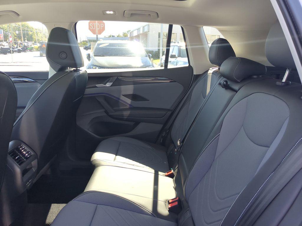 new 2025 Volkswagen Tiguan car, priced at $35,912