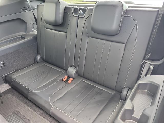 used 2024 Volkswagen Tiguan car, priced at $31,292