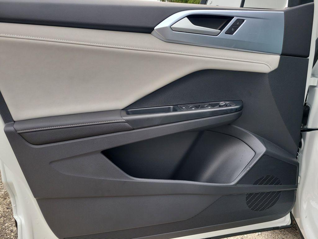new 2025 Volkswagen Taos car, priced at $31,779