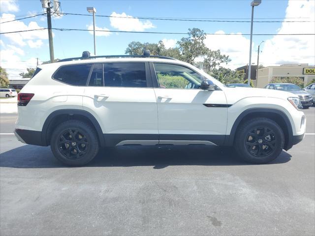 new 2024 Volkswagen Atlas car, priced at $43,126