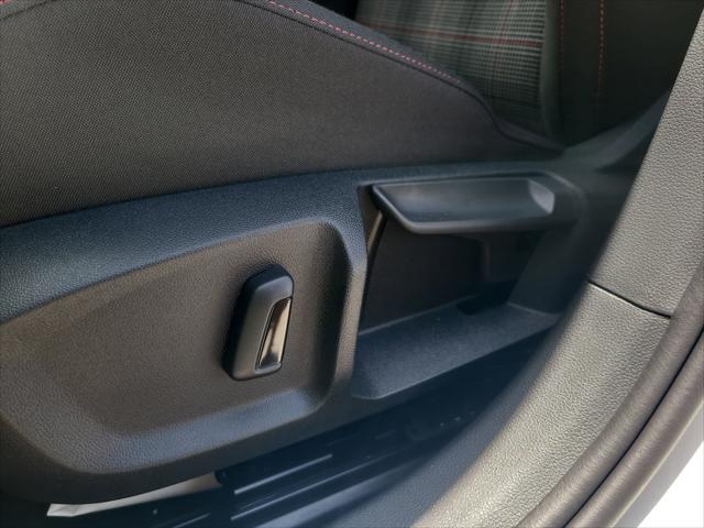 new 2025 Volkswagen Golf GTI car, priced at $33,124