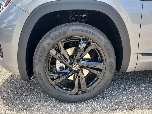 new 2025 Volkswagen Atlas Cross Sport car, priced at $52,106