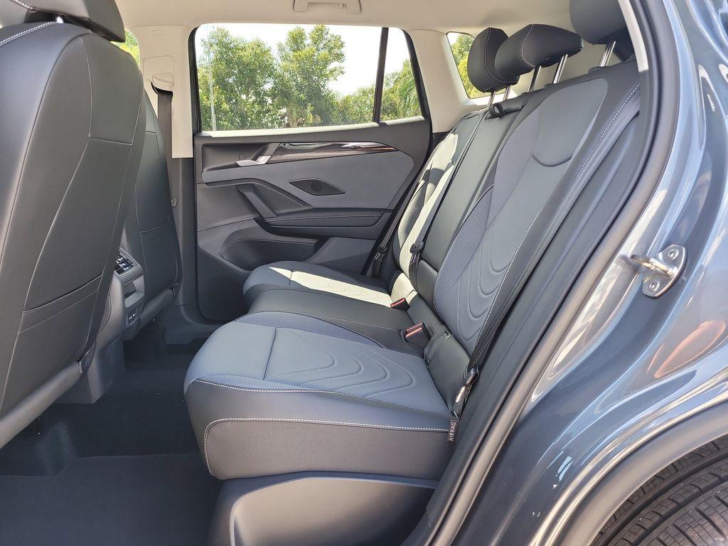 new 2025 Volkswagen Tiguan car, priced at $34,720