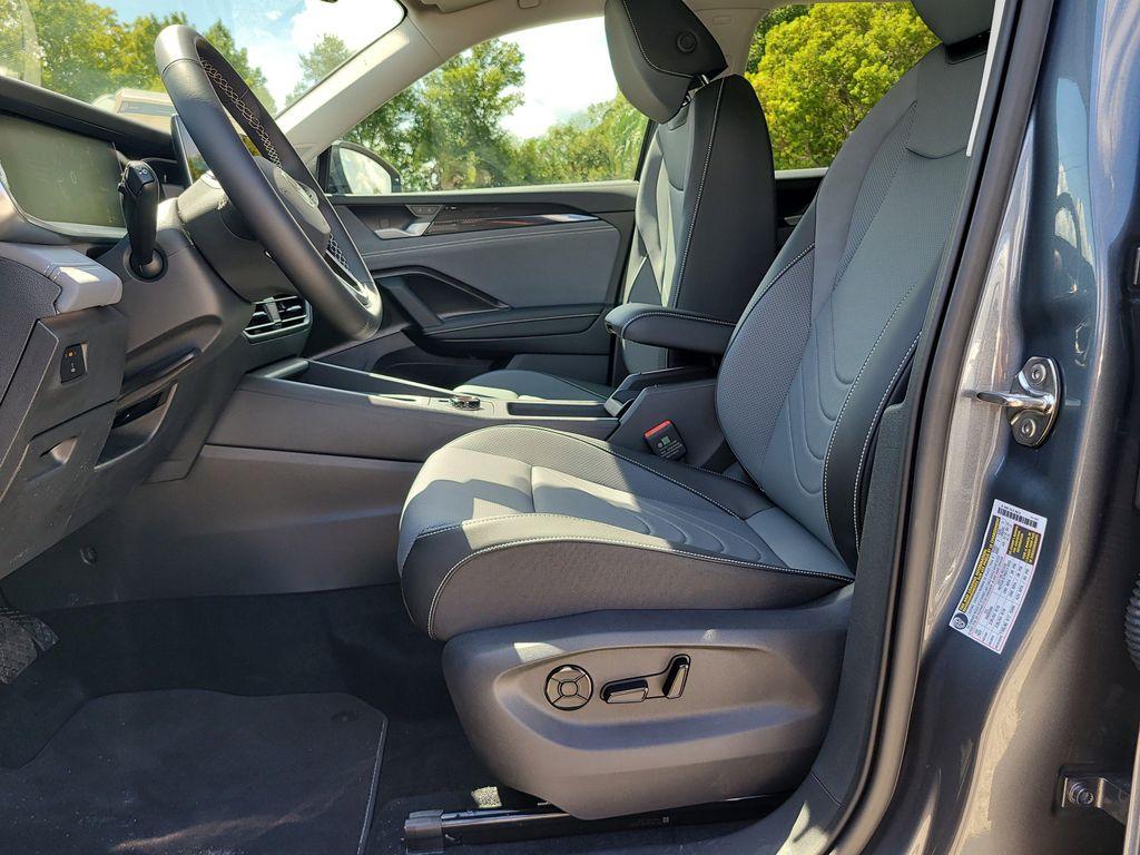 new 2025 Volkswagen Tiguan car, priced at $34,720