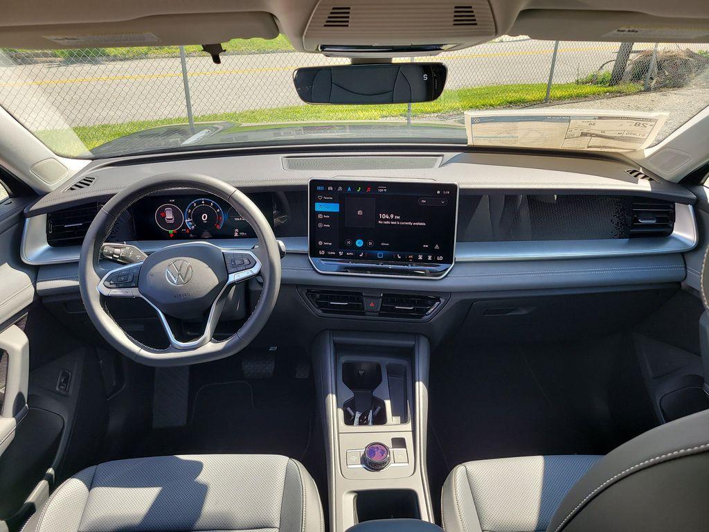 new 2025 Volkswagen Tiguan car, priced at $34,720