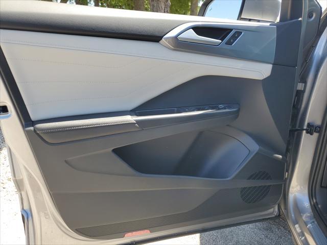 new 2025 Volkswagen Taos car, priced at $35,986