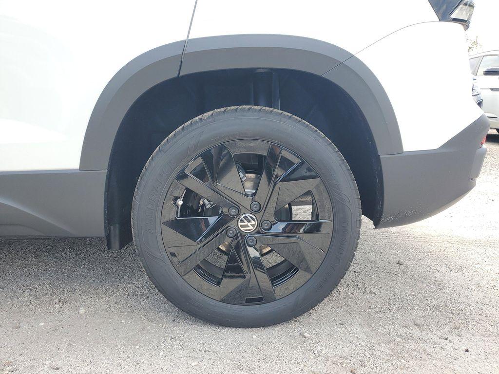 new 2025 Volkswagen Taos car, priced at $32,279