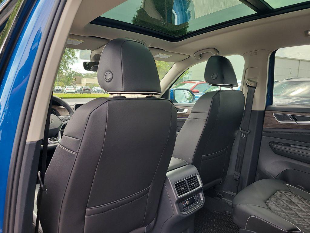 new 2026 Volkswagen Atlas car, priced at $54,899