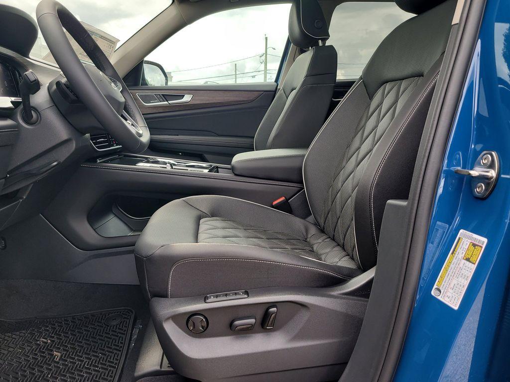 new 2026 Volkswagen Atlas car, priced at $54,899