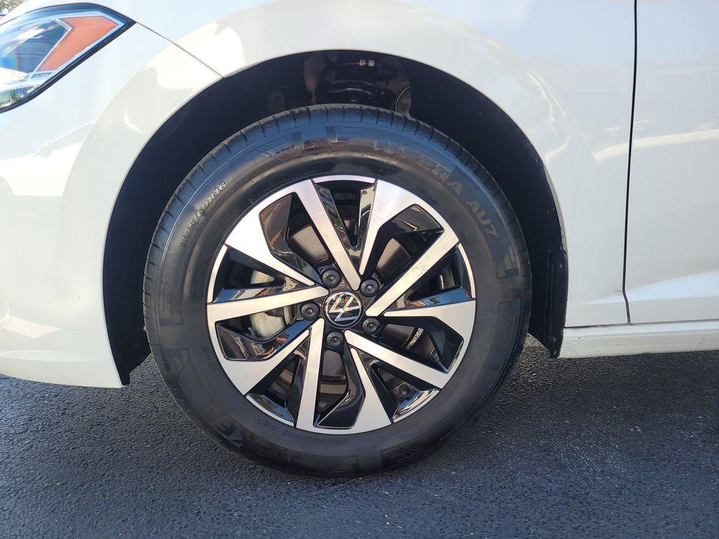 used 2024 Volkswagen Jetta car, priced at $18,091