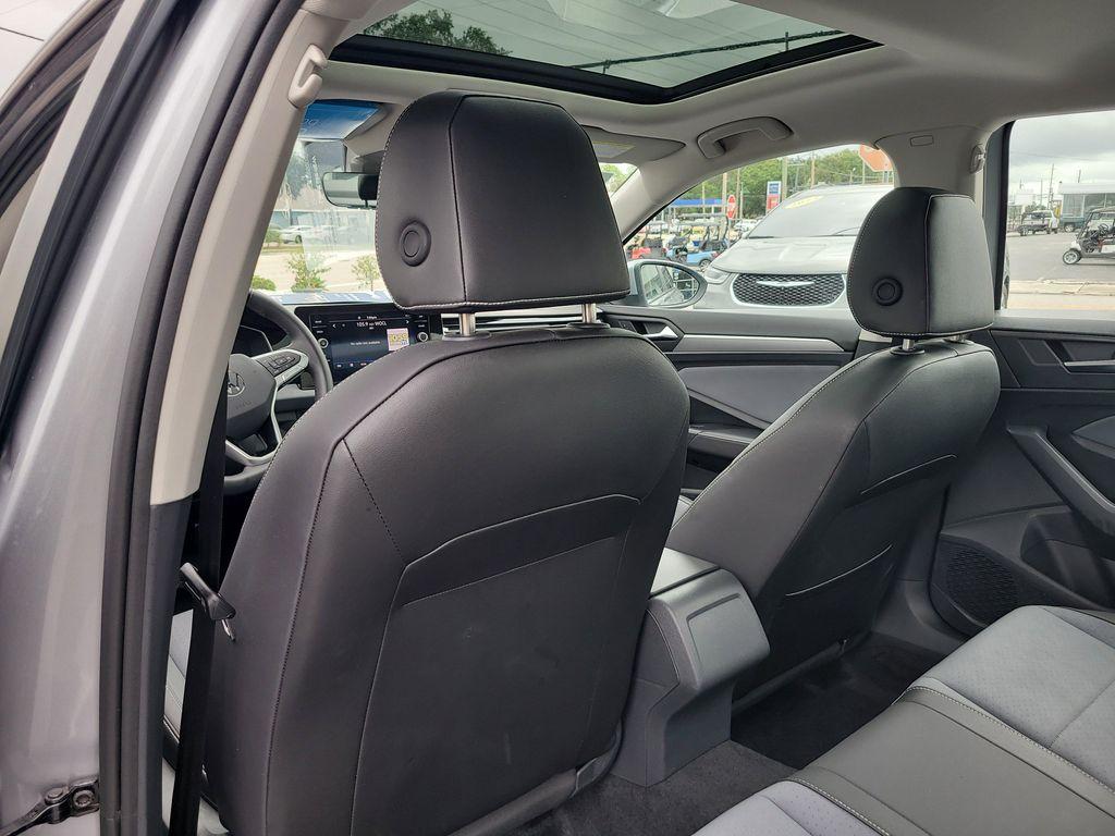 used 2025 Volkswagen Jetta car, priced at $24,900