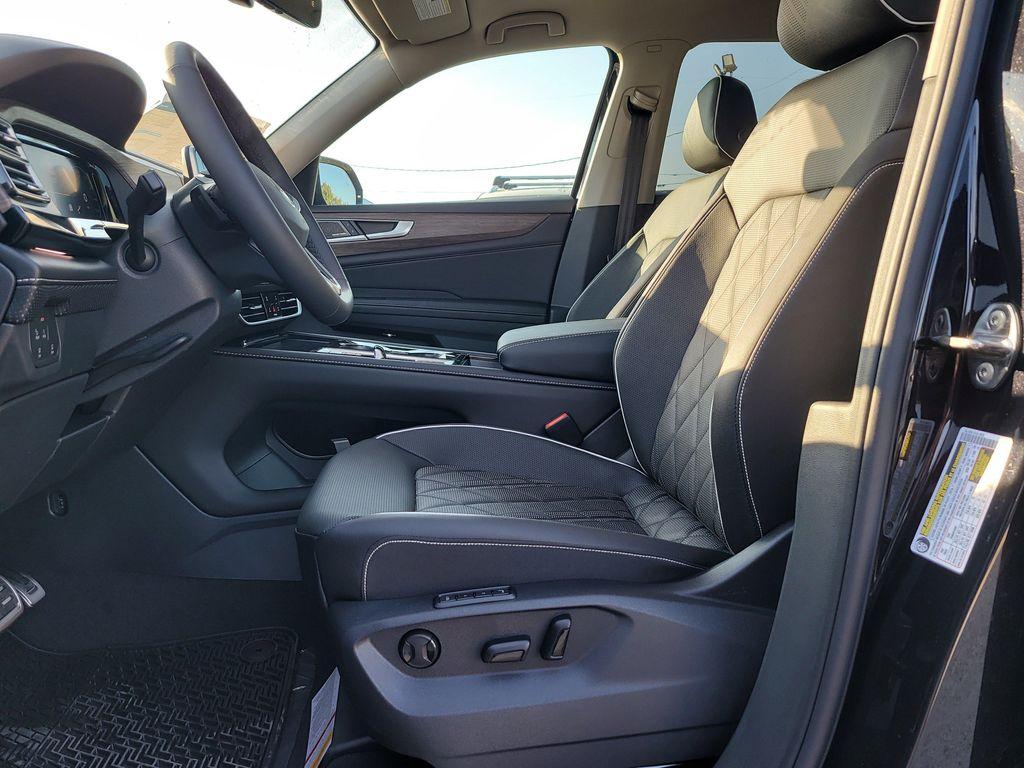 new 2026 Volkswagen Atlas car, priced at $55,101