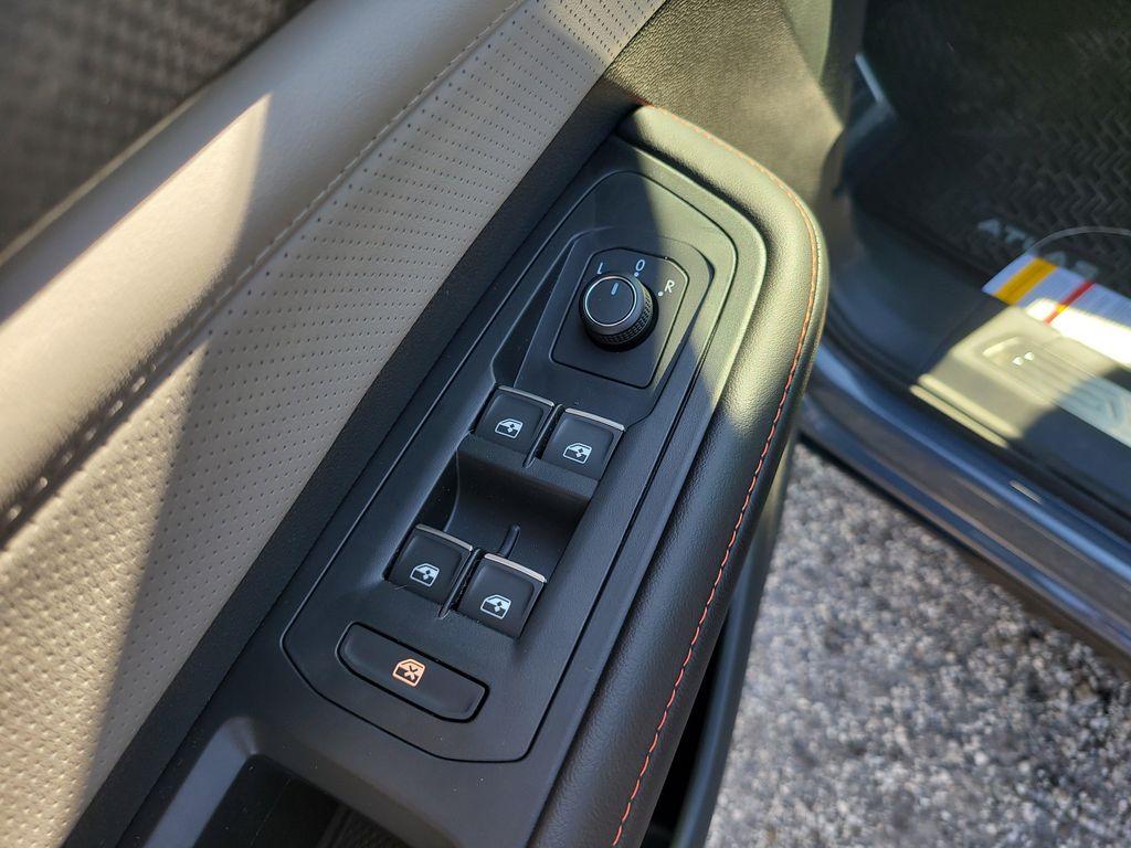 new 2026 Volkswagen Atlas car, priced at $47,091