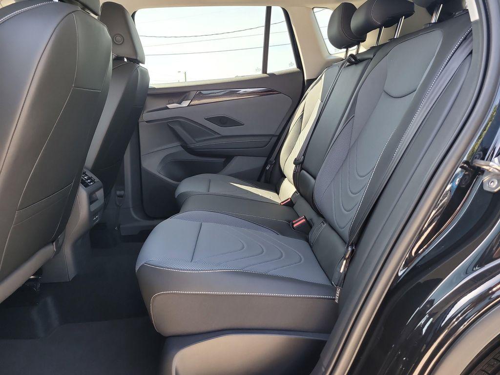 new 2025 Volkswagen Tiguan car, priced at $31,756