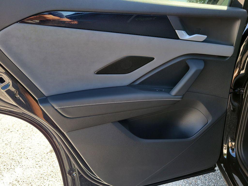 new 2025 Volkswagen Tiguan car, priced at $31,756