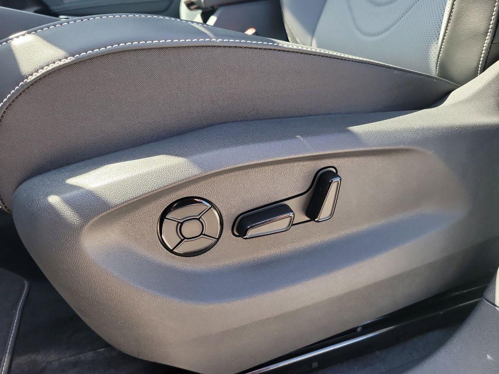 new 2025 Volkswagen Tiguan car, priced at $31,756