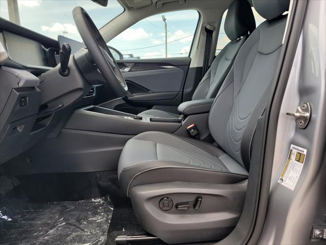 new 2025 Volkswagen Tiguan car, priced at $33,399